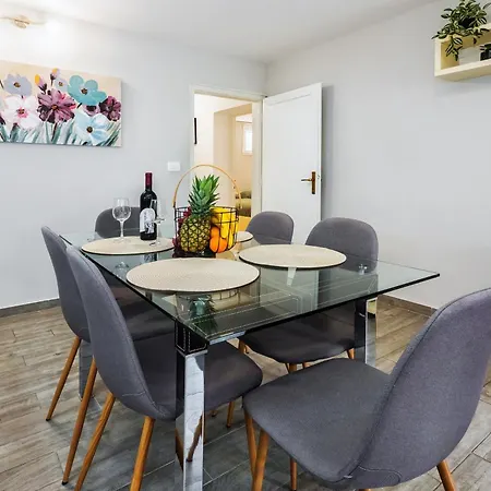 Oasis Apartament *