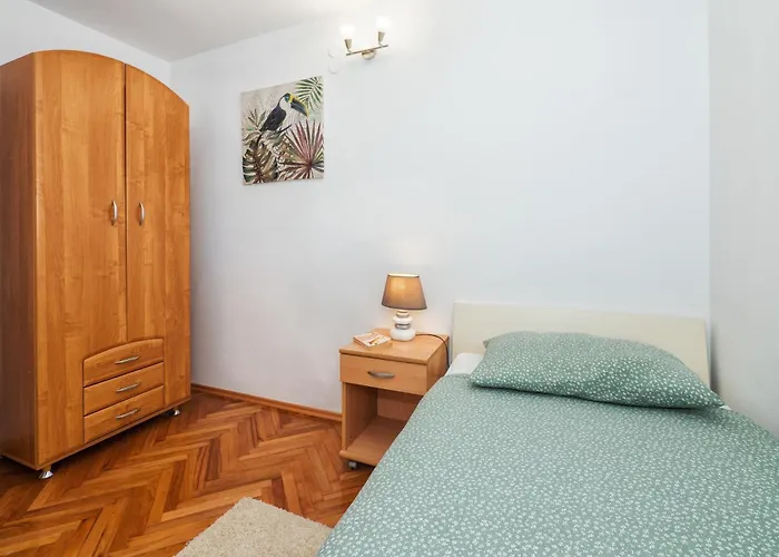 Oasis Apartment